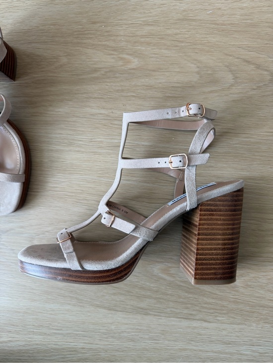 Steve Madden Shoes - Steve Madden Beige Strappy Block Heel Sandal